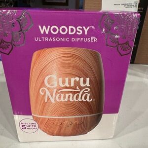 Guru Nanda Woodsy Ultrasonic Diffuser & Cool Mist Humidifier with Auto Shut Off